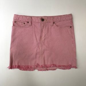 ❤️TOSS IN ITEM -Gap Fringed Denim Mini Skirt